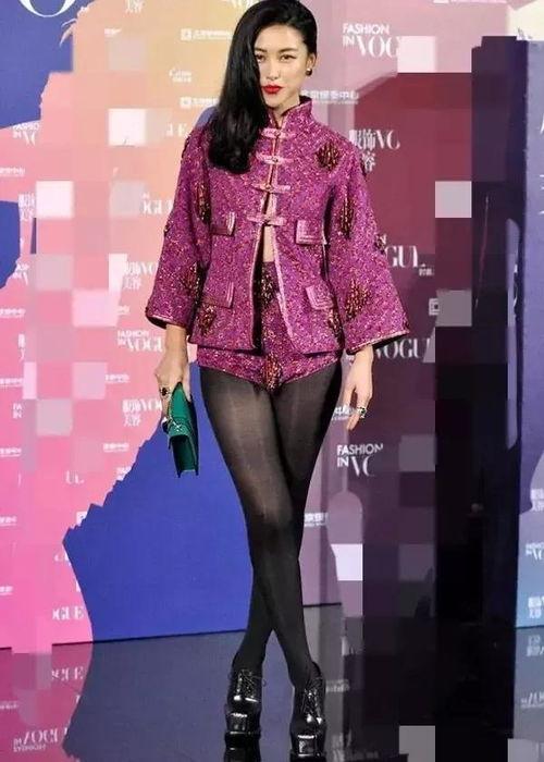 贾静雯丝袜装,时尚魅力难以抵挡